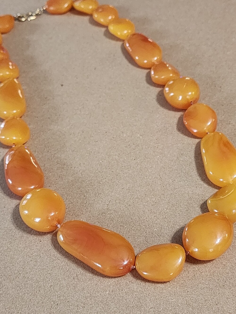 VTG KENNETH JAY LANE BUTTERSCOTCH BALTIC AMBER NECKLACE 32" FAUX BAKELITE CHUNKY